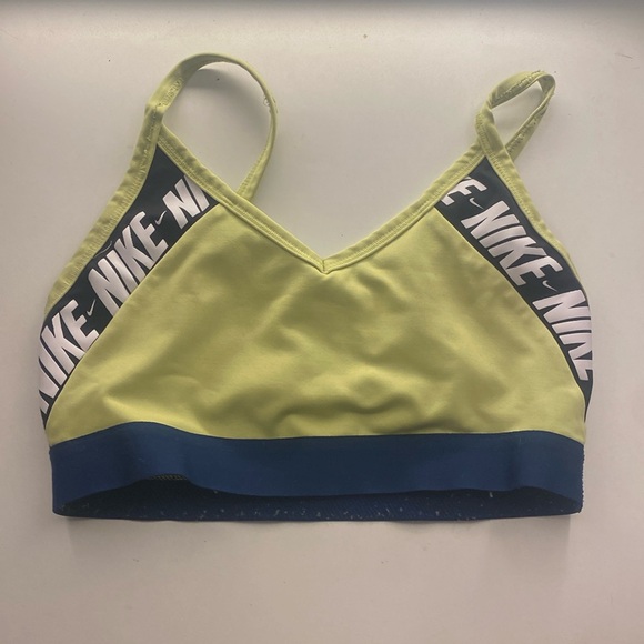 nike bra - Picture 1 of 3